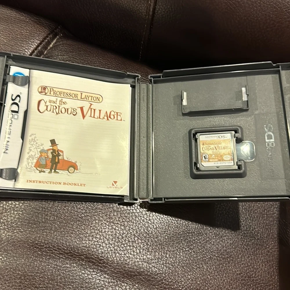 Nintendo DS Professor Layton and the Curious Village video game puzzle